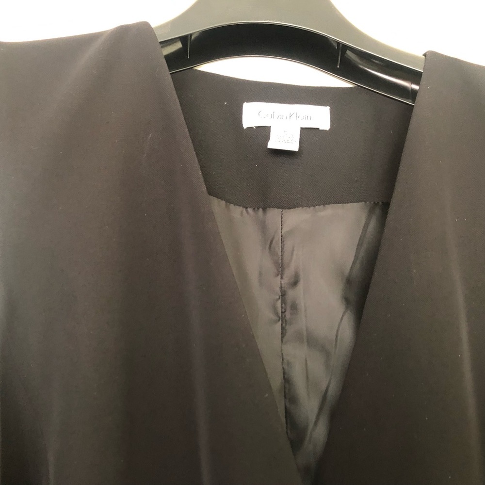 NWOT Calvin Klein Black Sleeveless Dress. Sz 8.  Never used.  B/W removable belt - Picture 4 of 4